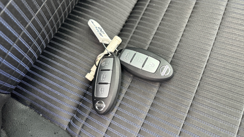 Nissan Qashqai 1.3 DiG-T MH Tekna 5dr Petrol Hatchback